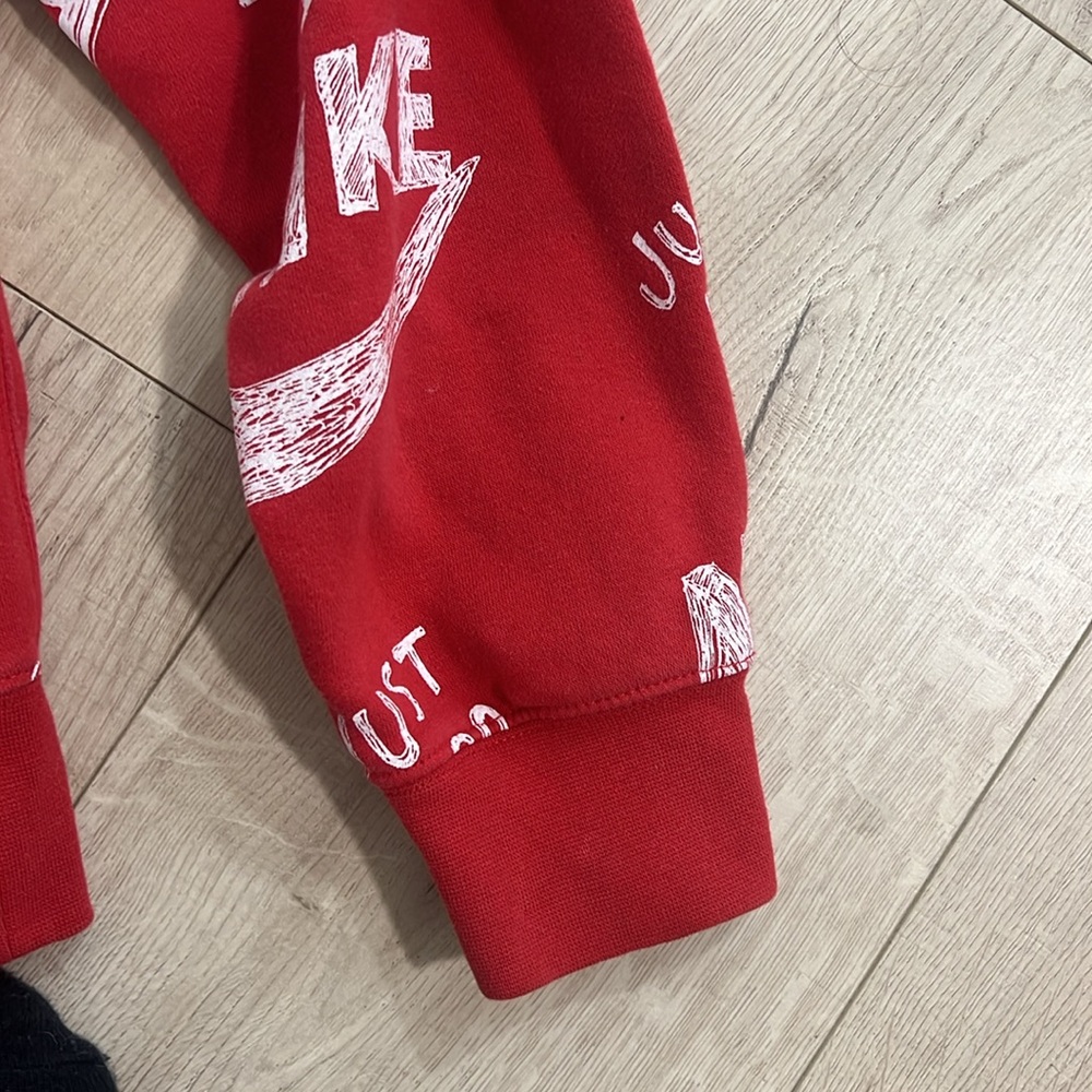 Nike Hoodie - Picture 5 of 8